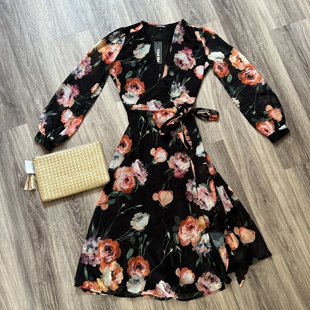 Yumi Kim Black Floral Wrap Midi Dress Small Women’s Elegant Long sleeve Dress